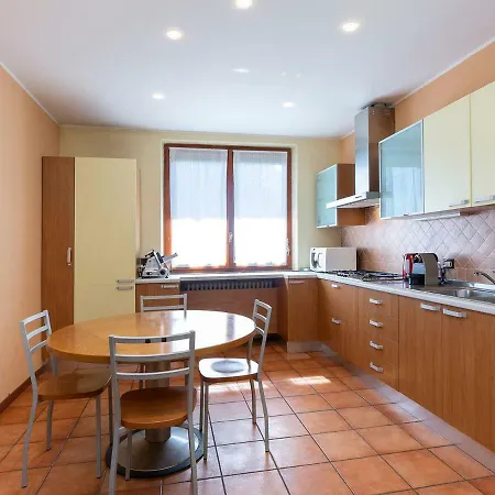 Sleeps 8 Pool Wifi Villa *